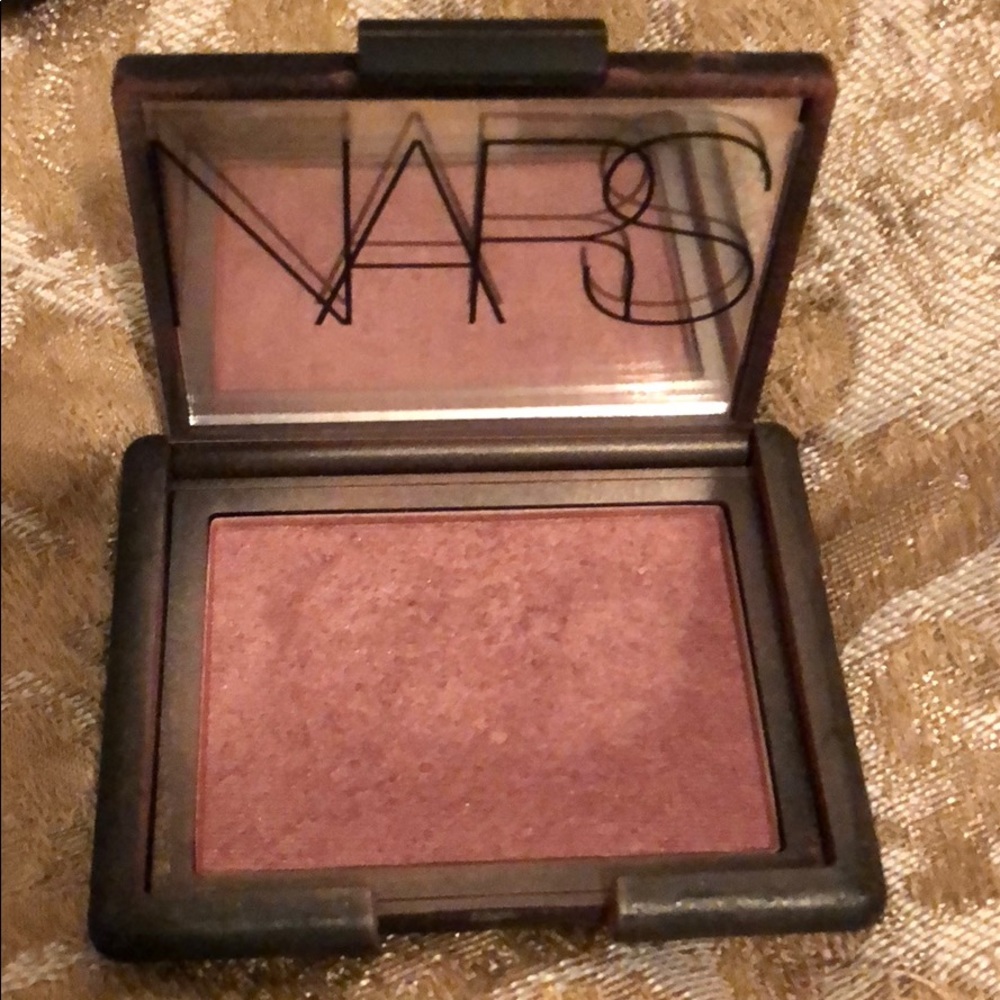 NARS blush mauve color